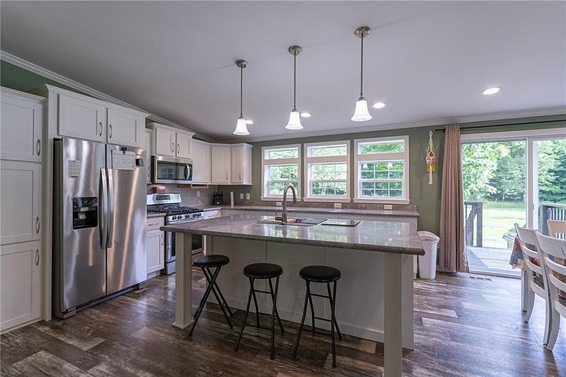 1352 Enterprise Rd, Grove City, PA 16127 Zillow