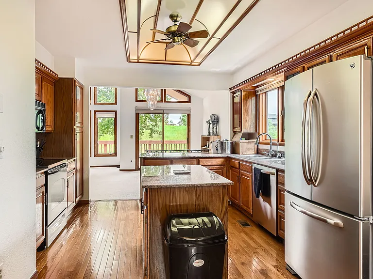 16021 Deer Ridge Dr #B — Photo 10