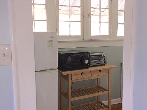 Kitchen from living rm