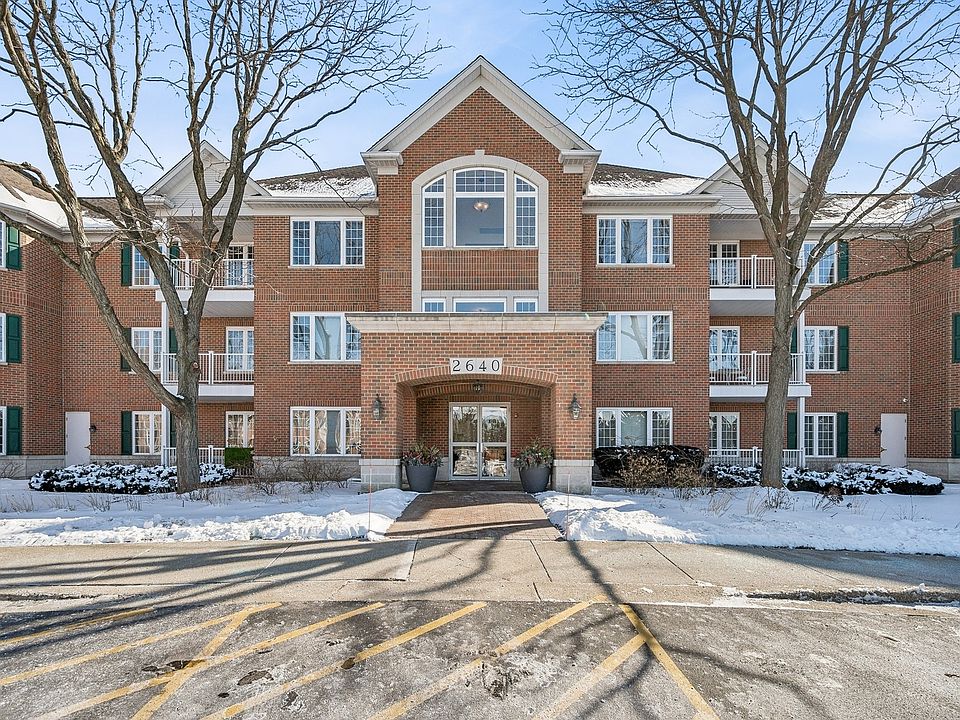 1st image of 2640 Summit Dr Unit 102