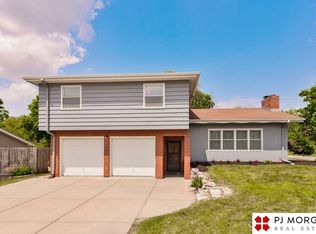 1223 Fairfax Rd, Bellevue, NE 68005