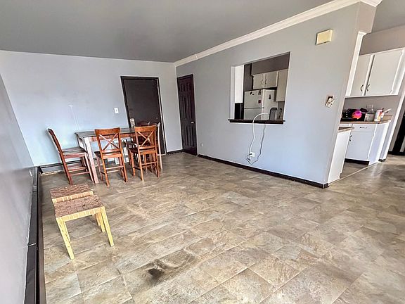 3rd image of 14547 Keystone Ave APT 12