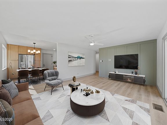 3rd image of 3286 Heights Dr