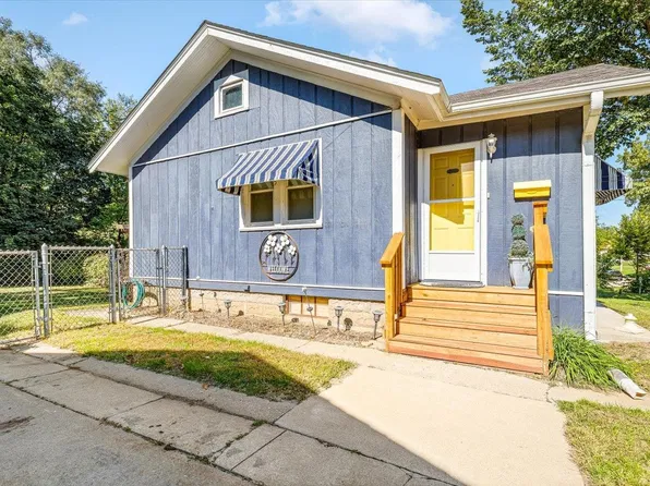 614 Miriam Ave, Rockford, IL 61101