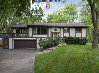 1825 Gladview Ln, Maple Plain, MN 55359