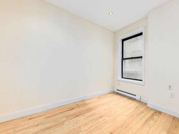 3rd image of 309 W 114th St APT 2C