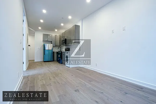Rented by ZealEstate Group Inc | media 21