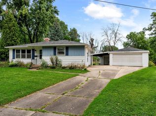 309 Bonnie Ct, Green Bay, WI 54303
