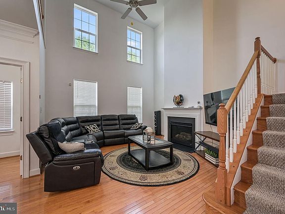 2nd image of 16466 Samuel Paynter Blvd