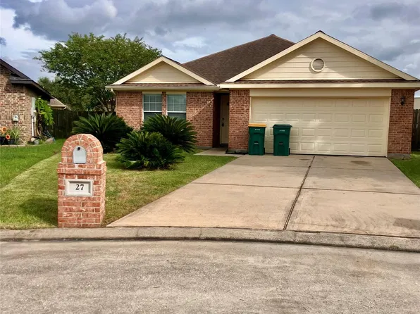 27 Prairie Oaks Dr, Santa Fe, TX 77510
