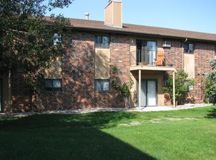 4232 17th Ave S APT 11, Fargo, ND 58103