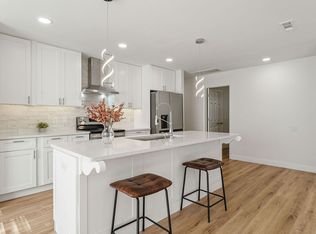 2411 W Megan Dr, Fayetteville, AR 72703