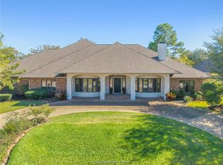 9261 Brookwater Cir, College Station, TX 77845