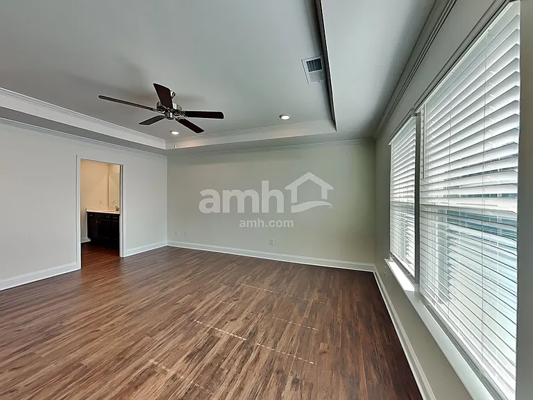 7416 Garrett Ct — Photo 16