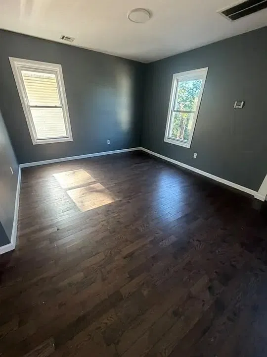 5 bed, 1000 sqft, $2,900 — Photo 3