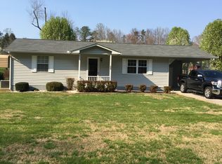 274 Airport Rd, Oliver Springs, TN 37840