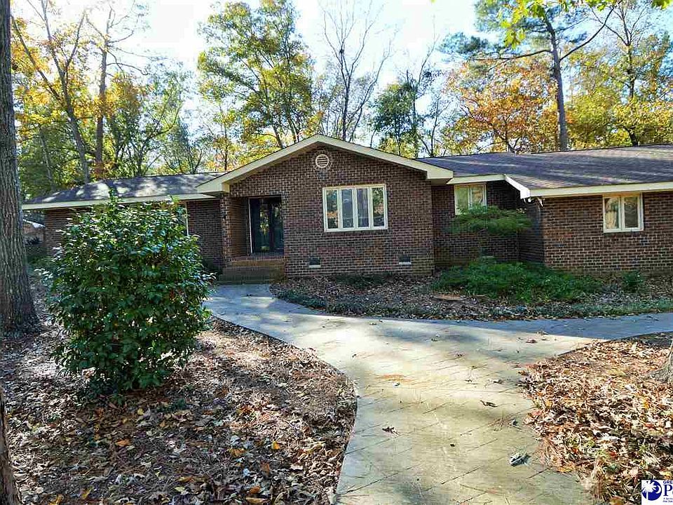 1st image of 406 Deerwood Dr