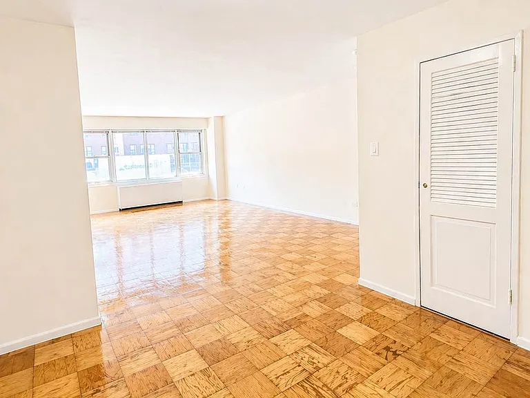 1401 Ocean Ave #1K — Photo 5
