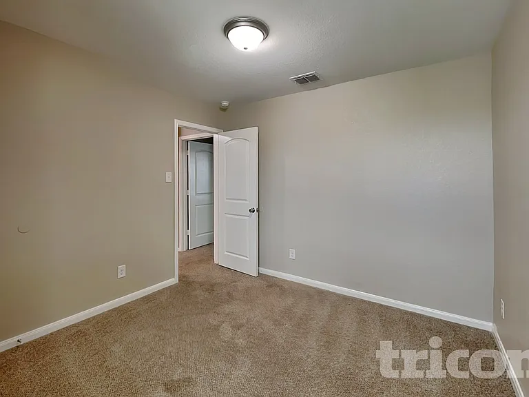 7538 Bowdre — Photo 12