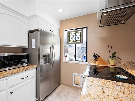 2nd image of 676 N 12th St APT 5