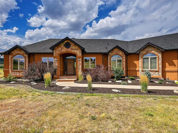 1685 Castlewood Drive, Franktown, CO 80116