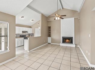 8029 Summa Ave APT D, Baton Rouge, LA 70809