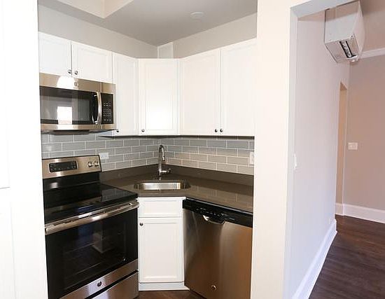 1st image of 817 W Lakeside Pl APT 410