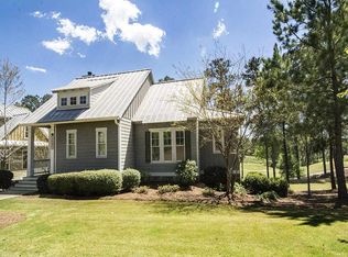 1041 Starboard Dr, Greensboro, GA