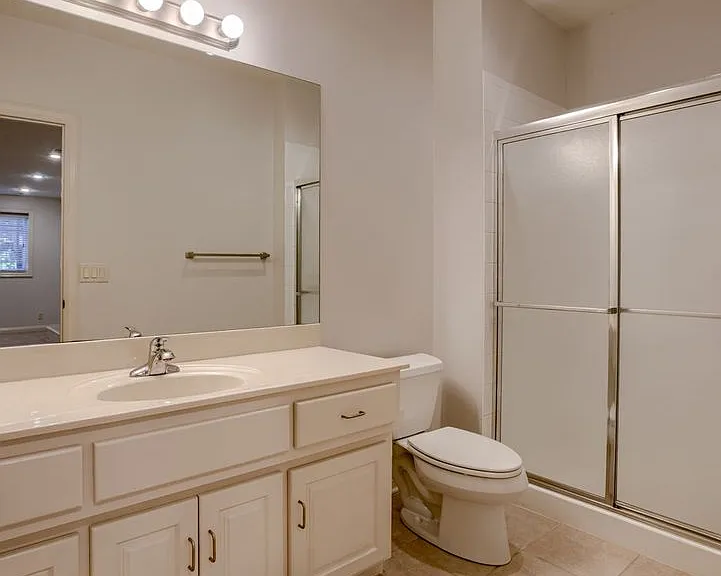 18074 Mayberry St — Photo 37