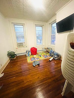 2nd image of 12314 18th Ave #2