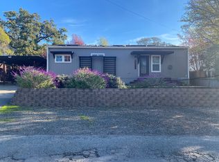 17145 Cedar Ave, Boyes Hot Springs, CA 95416