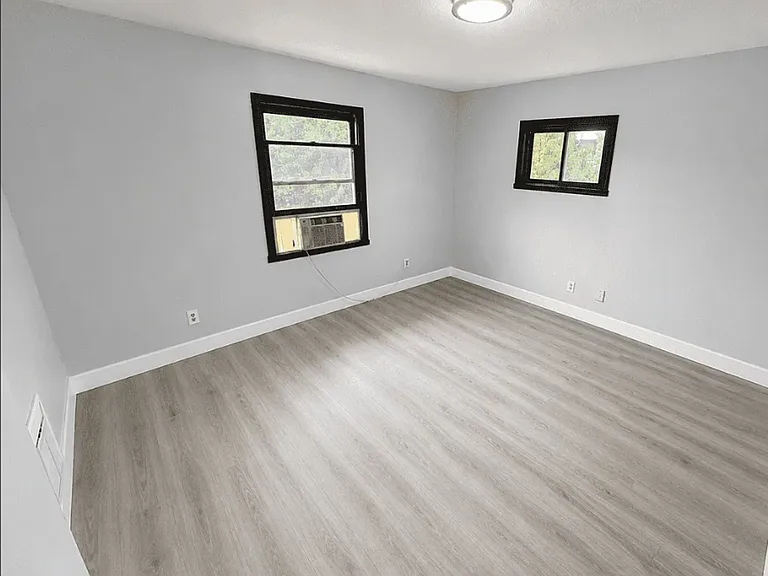 249 Lexington Ave #249 — Photo 8
