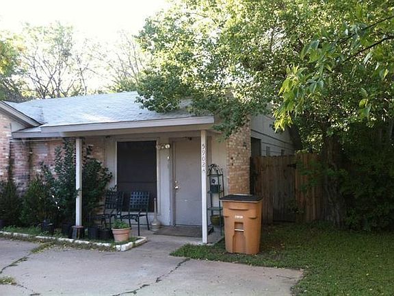 4th image of 5902 Emerald Forest Dr #A