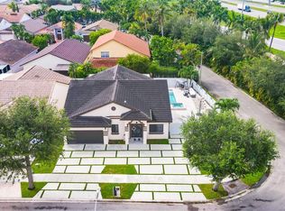 9182 NW 148th St, Miami Lakes, FL 33018