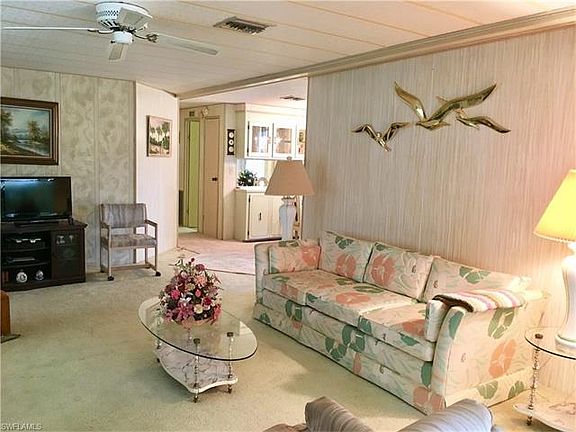 5th image of 26100 Countess Ln
