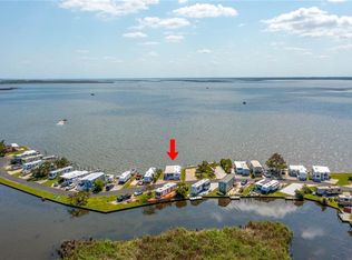 3665 Sandpiper Rd #118, Virginia Beach, VA 23456