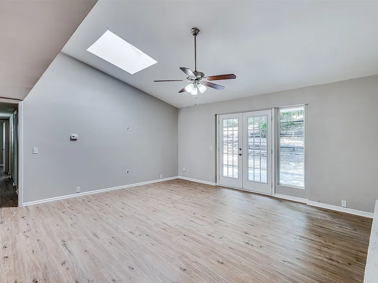 2925 Elsinor Dr — Photo 18