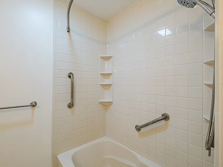7 Willowood Ln #7 — Photo 37