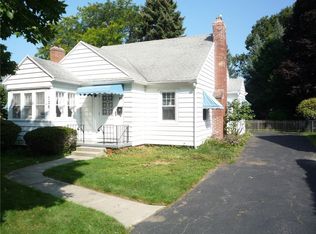 728 Eaton Rd, Rochester, NY 14617