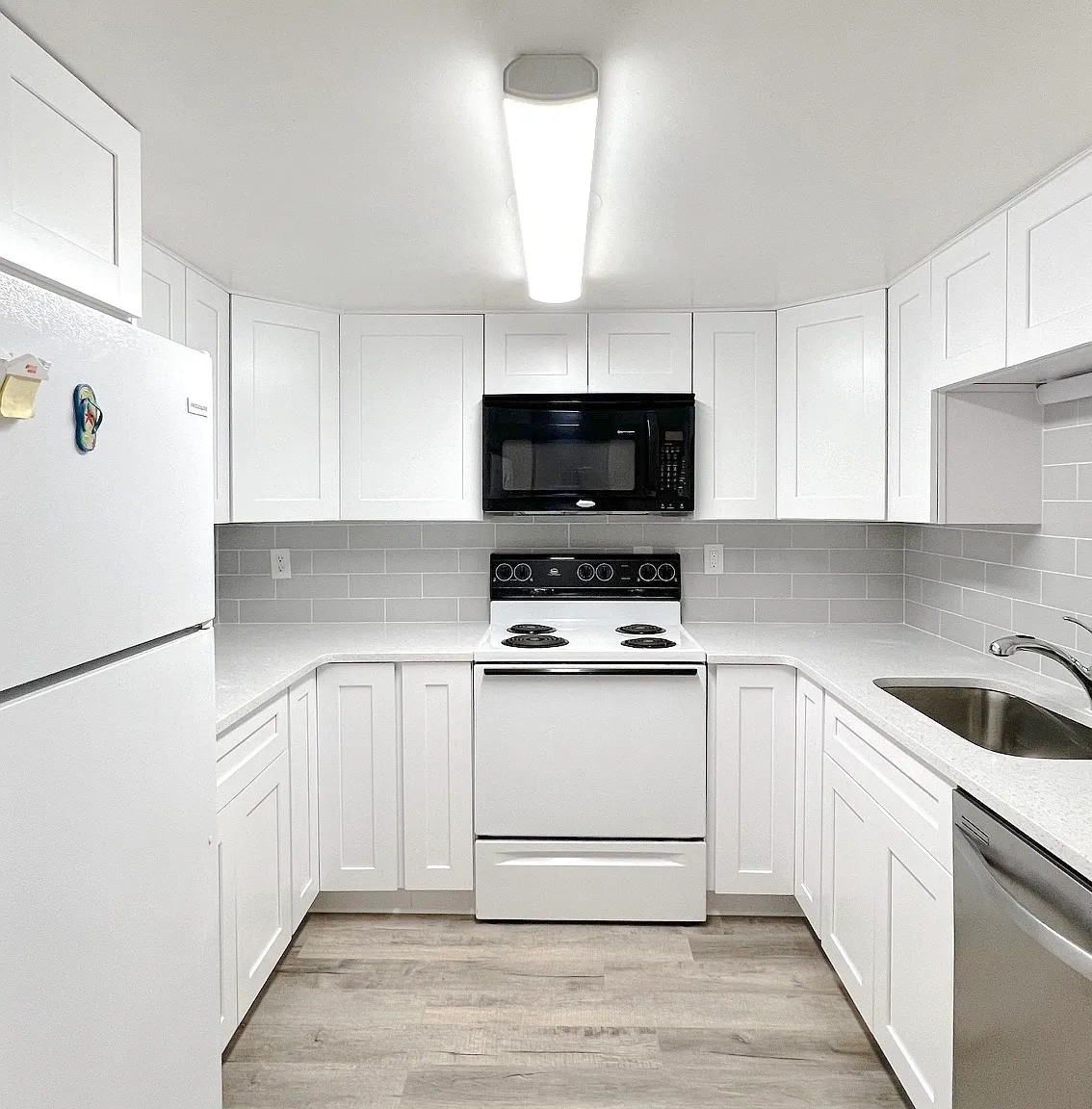 2 bed, 1.5 bath, 1240 sqft, $1,600 — Photo 2