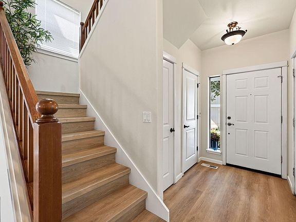 5th image of 61212 Brittle Bush St