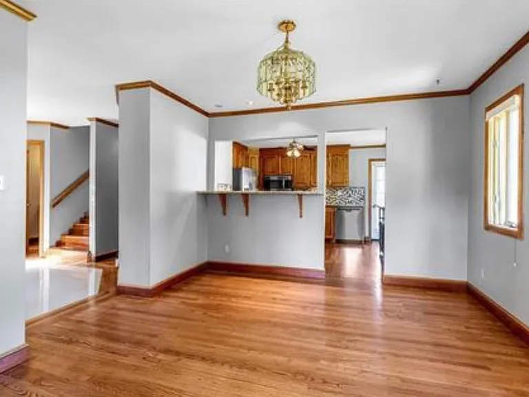 6101 Hampton Meadows Ln — Photo 7