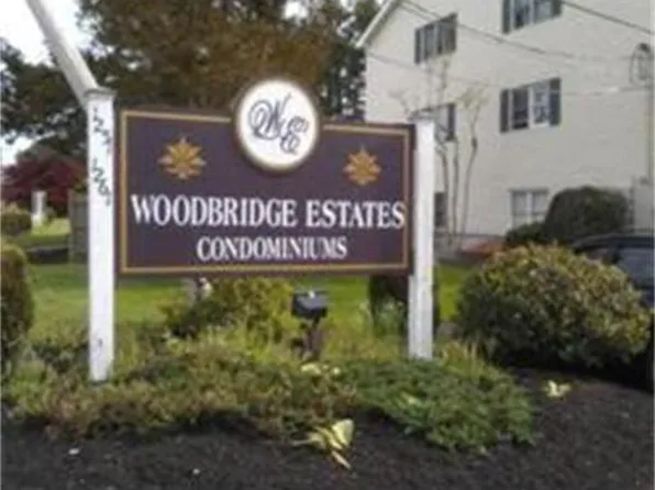 1251 Church St APT 3, New Bedford, MA 02745