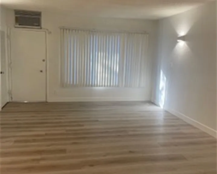 10810 Missouri Ave #2 — Photo 6