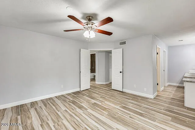 14018 N 44th Dr — Photo 19