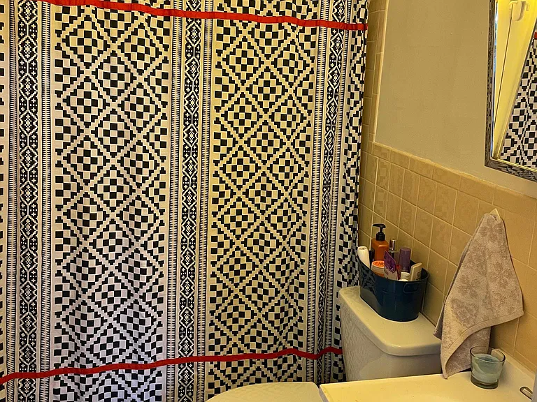 2147 W Clifton Ave #5 — Photo 4