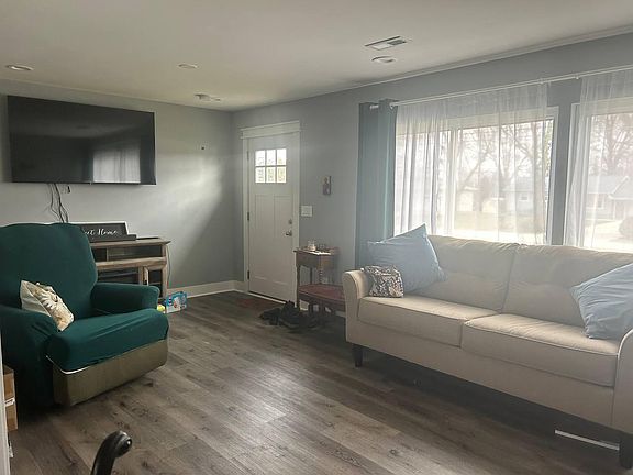 4th image of 1442 Andrea Dr