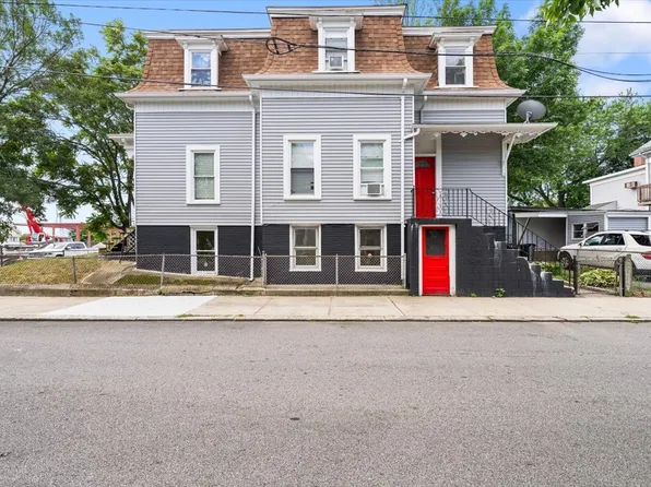 54 Harrison St Floor 3, Pawtucket, RI 02860