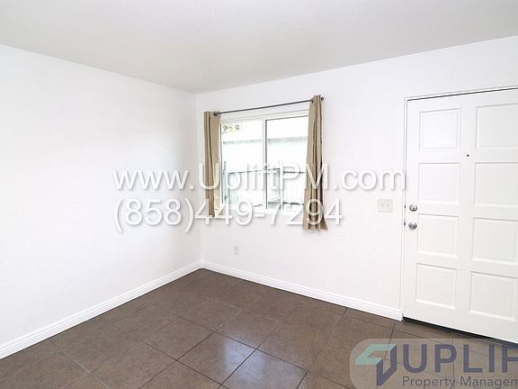 3rd image of 2765 & 2767 Buena Vista Ave #2765
