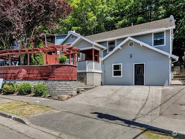 6110 47th Avenue S, Seattle, WA 98118